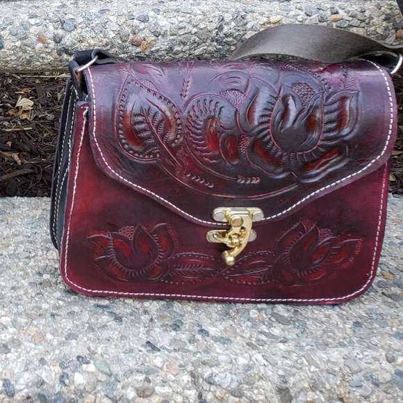 Leather purse